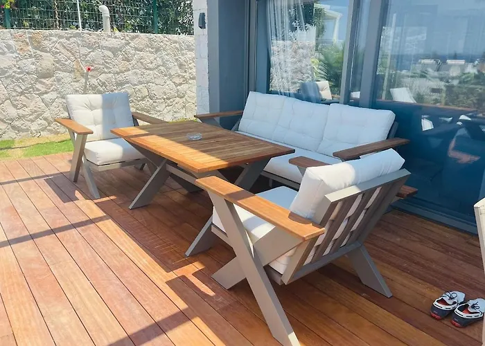 Bodrum Havuzlu Lueks 京多安
